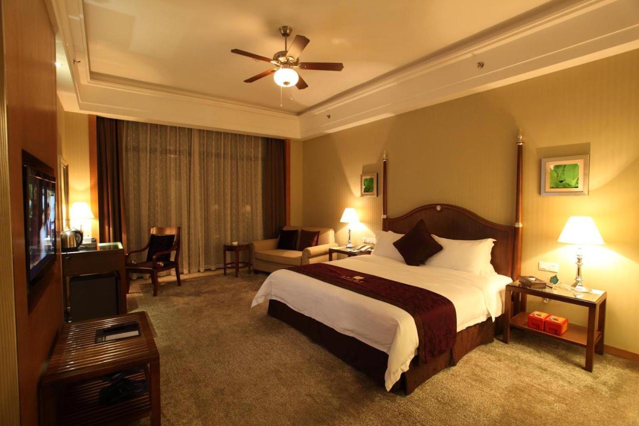 Green Lake Hot Spring Hotel Φοσάν Εξωτερικό φωτογραφία
